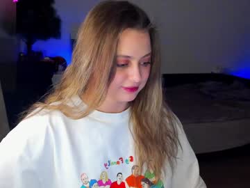 Mallicia_Chan Chaturbate stream image from January 19, 2025