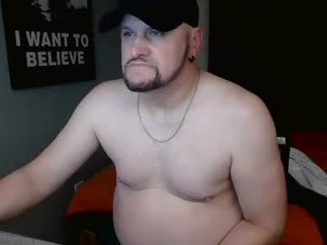 Mcginphoenix Chaturbate stream image from January 19, 2025