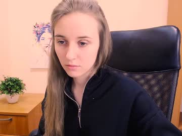 _Nicole_New Chaturbate stream image from January 19, 2025