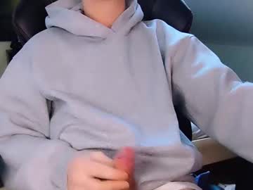 Velirt97 Chaturbate stream image from January 19, 2025