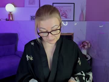 Alexandra_Kind Chaturbate stream image from January 19, 2025
