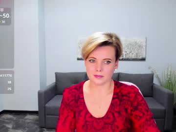 Julia_Wilsons Chaturbate stream image from January 19, 2025