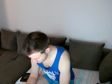 Onesexyguy4u Chaturbate stream image from January 19, 2025