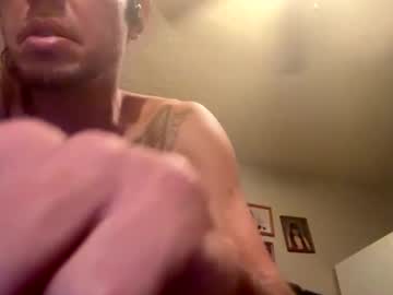 Rluxe2676 Chaturbate stream image from January 19, 2025