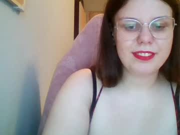 Prettylisa06 Chaturbate stream image from January 19, 2025