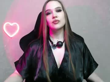 Angelamonica Chaturbate stream image from January 19, 2025