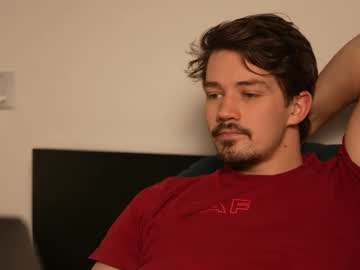 Hiimpeter Chaturbate stream image from January 19, 2025