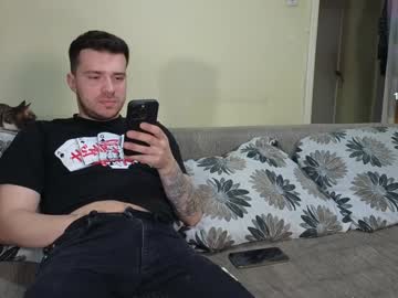 Johnnylove21 Chaturbate stream image from January 19, 2025