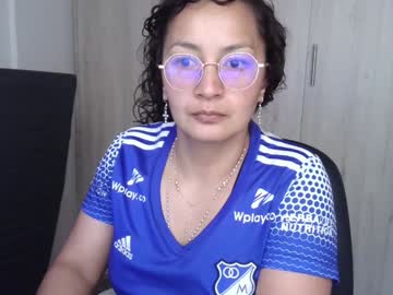 Kawit1 Chaturbate stream image from January 19, 2025