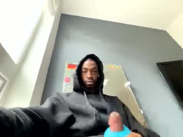 Seranraak Chaturbate stream image from January 19, 2025