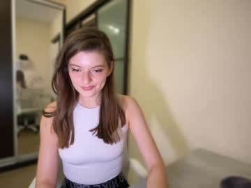 Shaw071 Chaturbate stream image from January 19, 2025