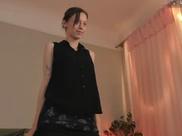 Cassisland Chaturbate stream image from January 19, 2025