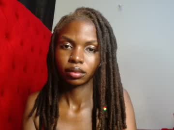 Cocopuffs_ Chaturbate stream image from January 19, 2025