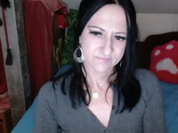 Debramilf Chaturbate stream image from January 19, 2025
