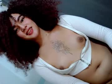 Its_Me_Bell Chaturbate stream image from January 19, 2025
