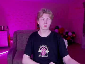 Themikesever Chaturbate stream image from January 19, 2025