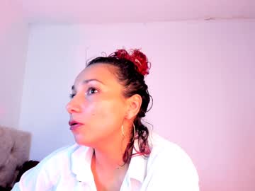 Amber_Demons Chaturbate stream image from January 19, 2025