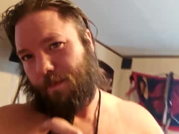 Bowulfe Chaturbate stream image from January 19, 2025