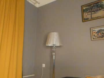 Mary_Kruz Chaturbate stream image from January 19, 2025