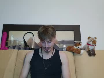 Scaleslayer Chaturbate stream image from January 19, 2025