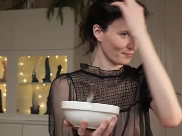 Yulladao Chaturbate stream image from January 19, 2025