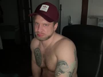 Blondebluebear Chaturbate stream image from January 19, 2025
