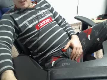 Xoxopum Chaturbate stream image from January 19, 2025