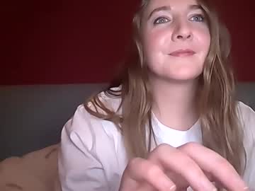 Eleanortill Chaturbate stream image from January 19, 2025