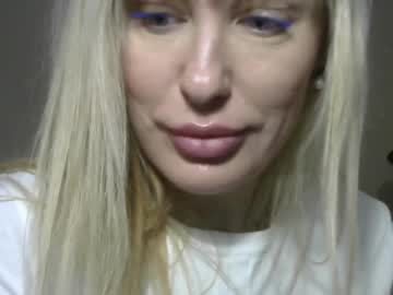 Sandraglamour Chaturbate stream image from January 19, 2025