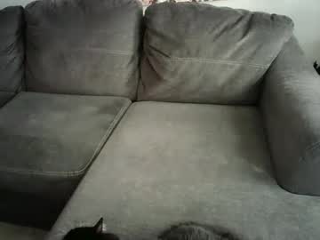 Sweetpinksapphire Chaturbate stream image from January 19, 2025
