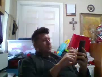 Trillnonymau5 Chaturbate stream image from January 19, 2025