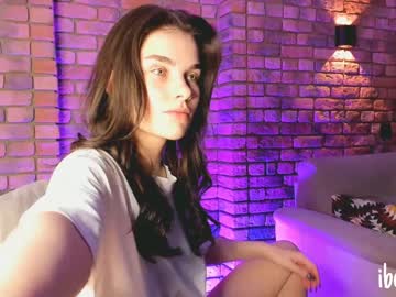 Adriana_Allen Chaturbate stream image from January 19, 2025