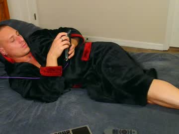 Bestcockhere Chaturbate stream image from January 19, 2025
