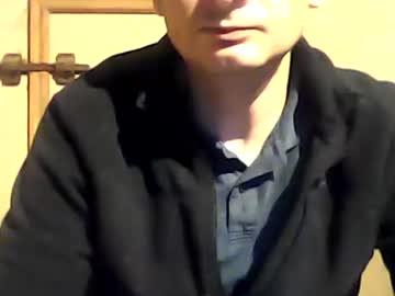 Flamups Chaturbate stream image from January 19, 2025