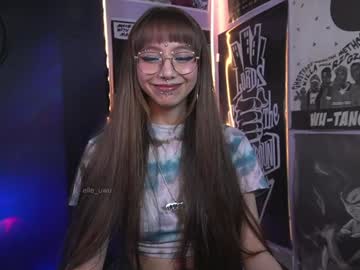 Elle_Uwu Chaturbate stream image from January 20, 2025