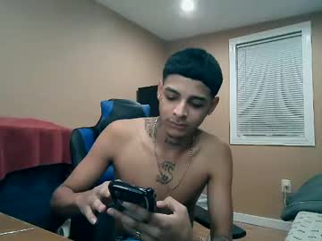 Golden_1824 Chaturbate stream image from January 20, 2025