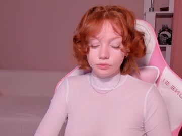 Honeyautumn Chaturbate stream image from January 20, 2025
