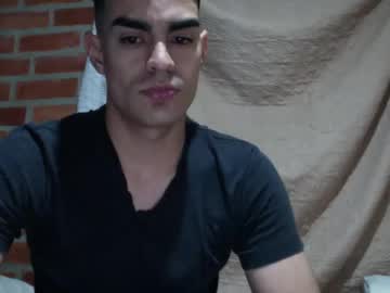 Liiam_Collins Chaturbate stream image from January 20, 2025