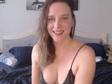 Bluexstacey Chaturbate stream image from January 20, 2025