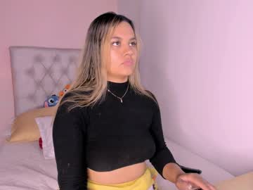 Mariana__Roe Chaturbate stream image from January 20, 2025