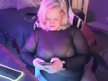 Milacanola Chaturbate stream image from January 20, 2025