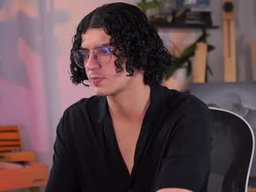 Daviidangelo Chaturbate stream image from January 20, 2025