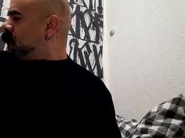 Jkore Chaturbate stream image from January 20, 2025