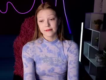 Miawhisper Chaturbate stream image from January 20, 2025