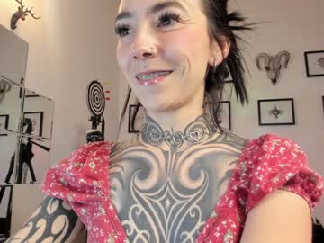Juliet_Sourire Chaturbate stream image from January 20, 2025