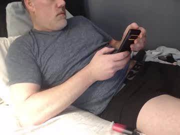 Bigbearxxx420 Chaturbate stream image from January 20, 2025