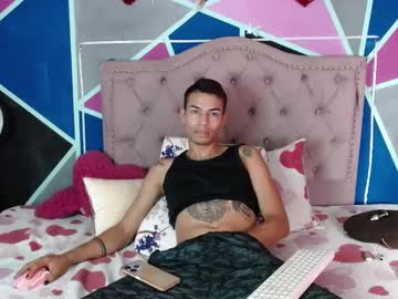 Damian_Hot14864 Chaturbate stream image from January 20, 2025