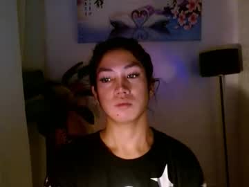 Girlwhobelieveinmagic Chaturbate stream image from January 20, 2025