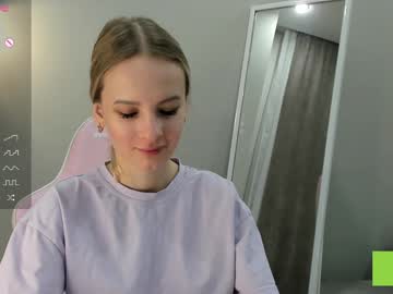 Melondama Chaturbate stream image from January 20, 2025