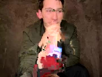 Snoochiepoochies Chaturbate stream image from January 20, 2025